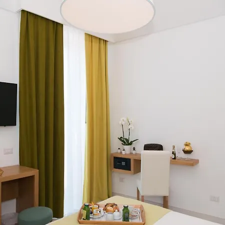 Stylish 2* Sorrento